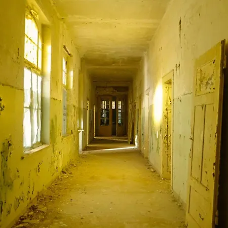 Parkresidenz Lychen, 5 Lychen