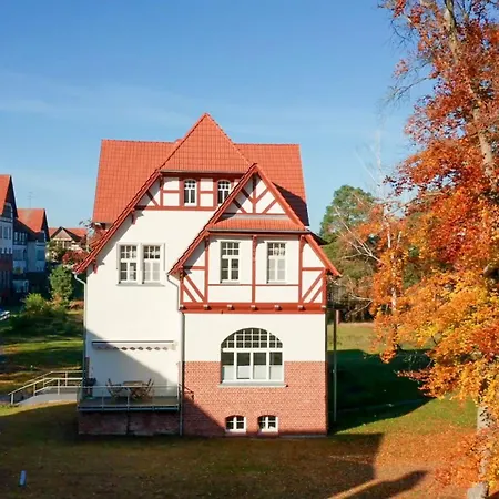 Parkresidenz Lychen, 5 *